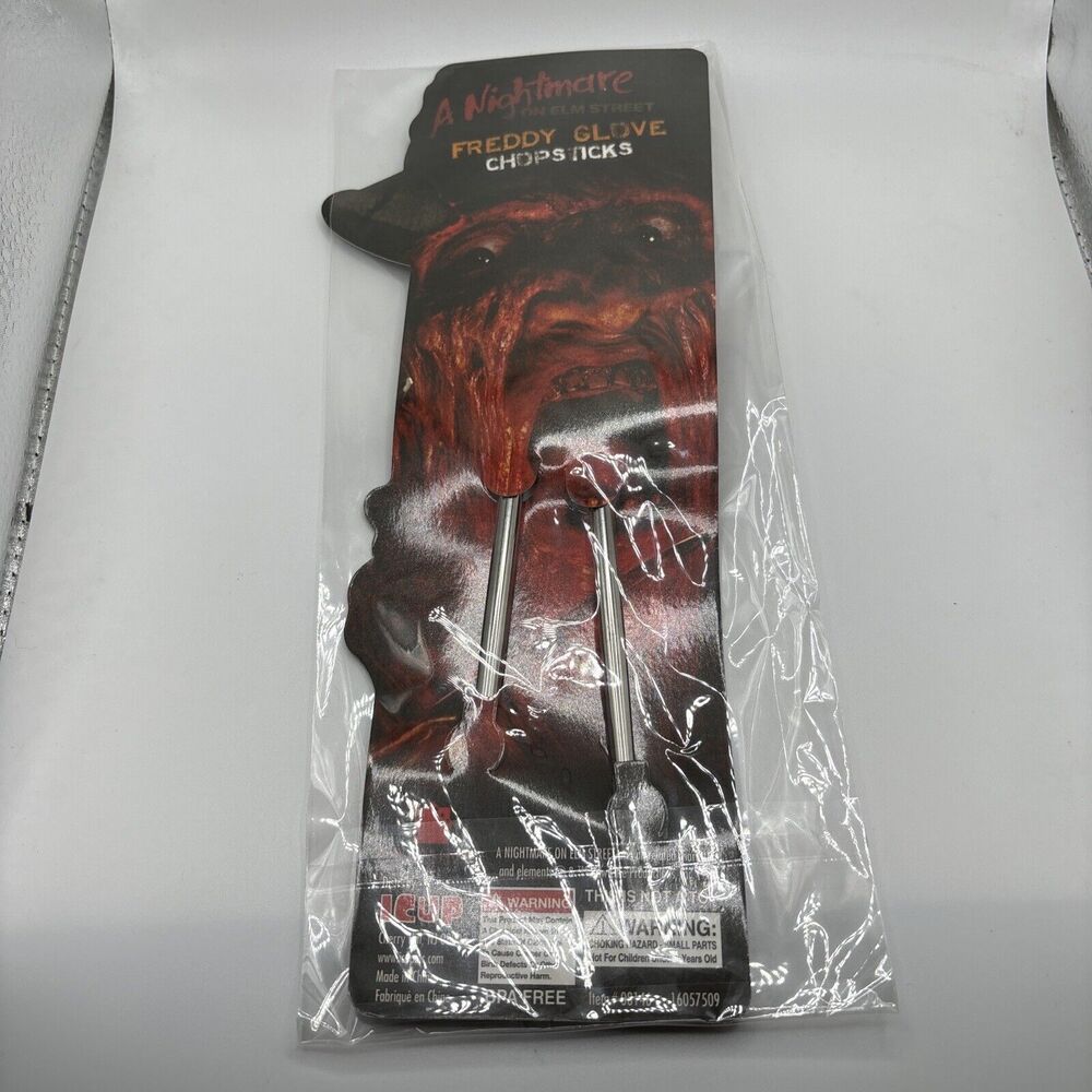 Loot Crate: Freddy Krueger Glove Chopsticks A Nightmare On Elm Street NEW - Picture 2 of 4
